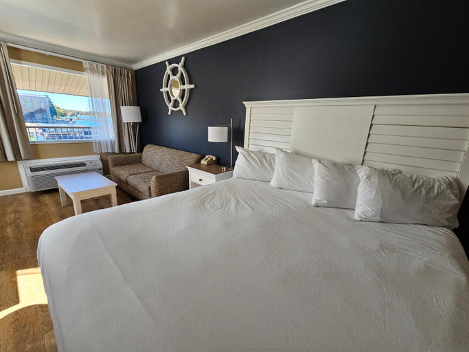 Bedroom 2, Capt Thomson's Resort, Jefferson