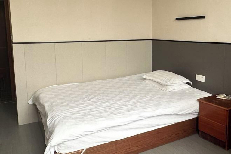 Bedroom 5, Jixi Motel Business Hotel, Xuancheng