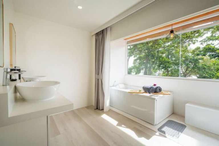 Bathroom 5, Anona Sunset Boutique, Phuket Island