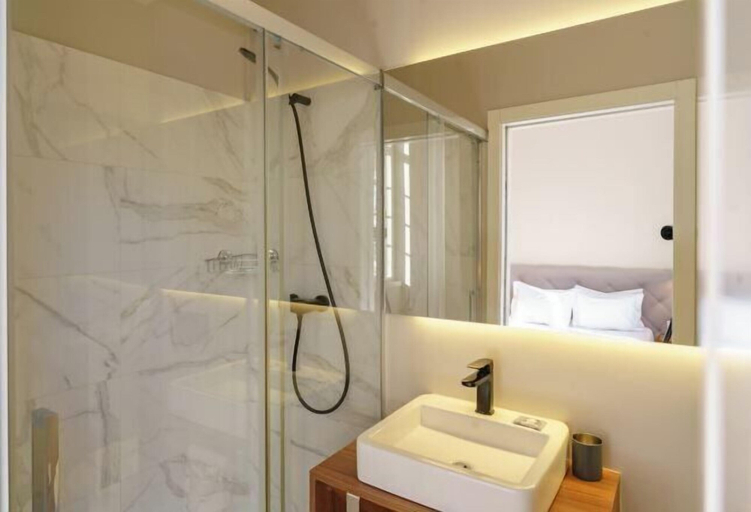 Bathroom, N Apartments - Bolhão, Porto