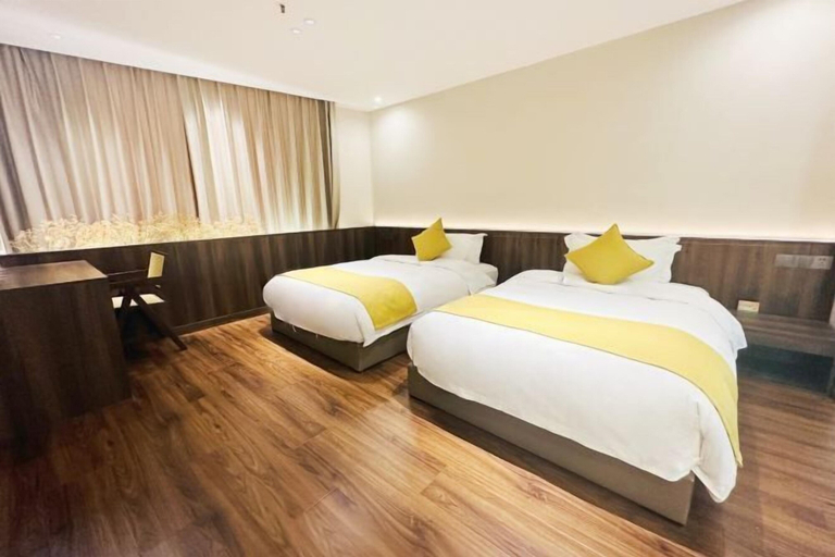 Bedroom 3, Xingji Hotel, Taizhou