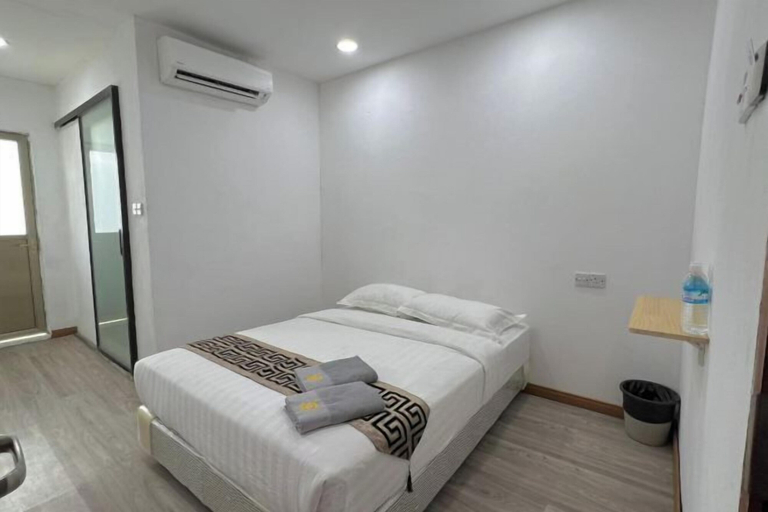 Room 5, TD PEARL LODGE, Semporna