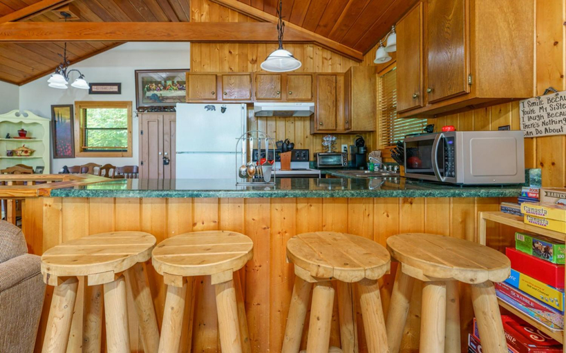 Food & Drinks, Grand View Mountain Chalet, Sevier