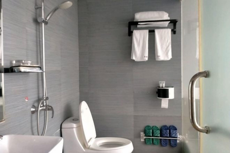 Bathroom 3, Wushan Kaiyue Business Motel, Chongqing