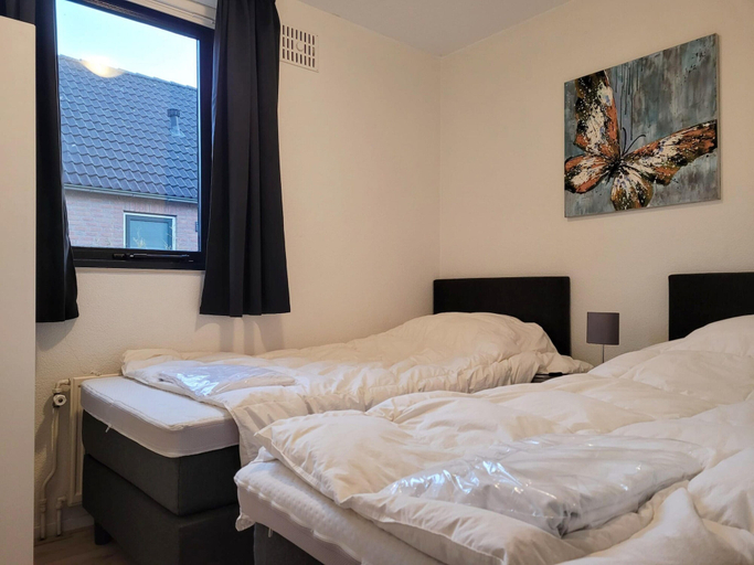 Room 5, Peaceful Bungalow Near Forest Edge, Beuningen