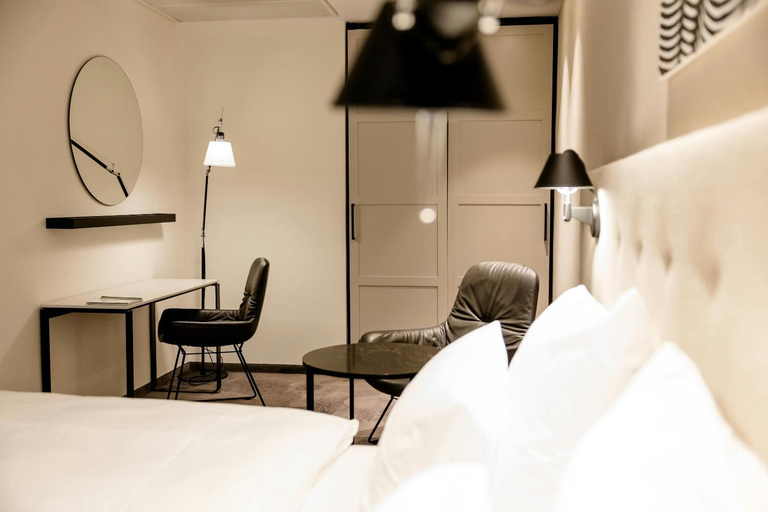 Bedroom 3, Motel One Linz-Hauptplatz, Linz