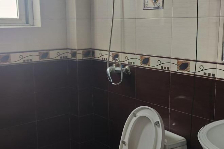 Bathroom 3, Xiuning Limin Hotel, Huangshan