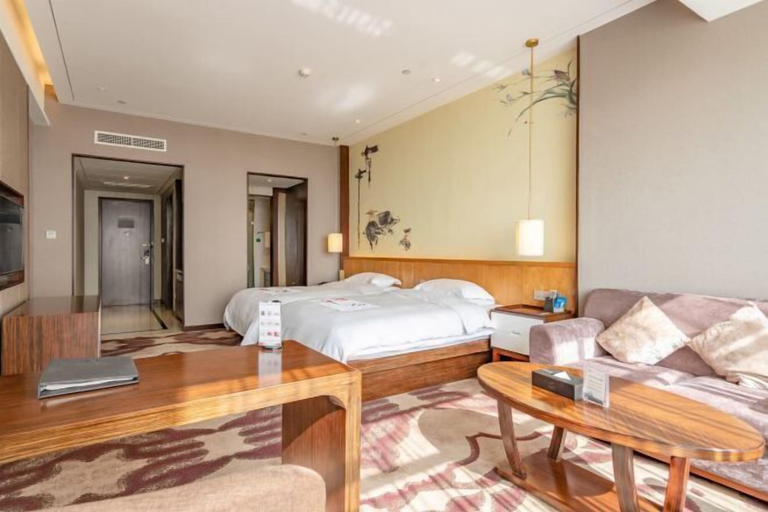 Bedroom, Oriental Hotel, Quzhou