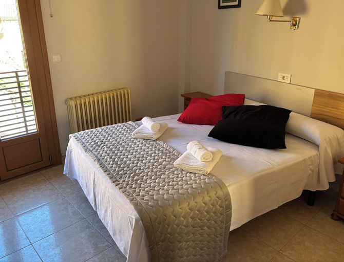 Bedroom 3, DORMERO Hotel Sahagún, León