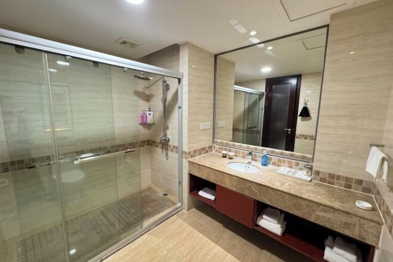 Bathroom 4, Linyi Hotel (Development Zone), Linyi
