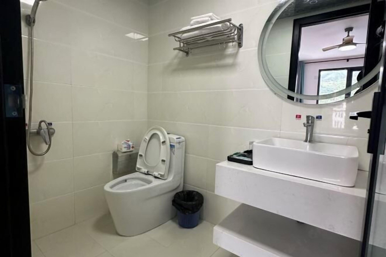 Bathroom 3, Fuding Datianhu Homestay, Ningde