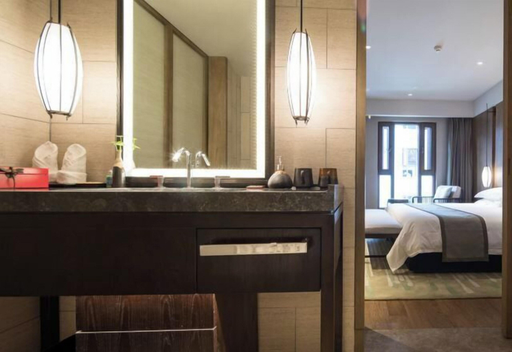 Bathroom 5, Dongya Hotel, Chizhou