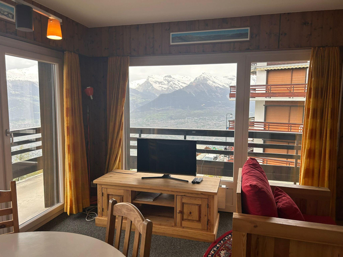 Others 3, Charming apartment in Vaysonnaz, Sion
