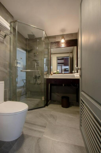 Bathroom 5, Souphattra Hotel Luang Prabang, Luang Prabang
