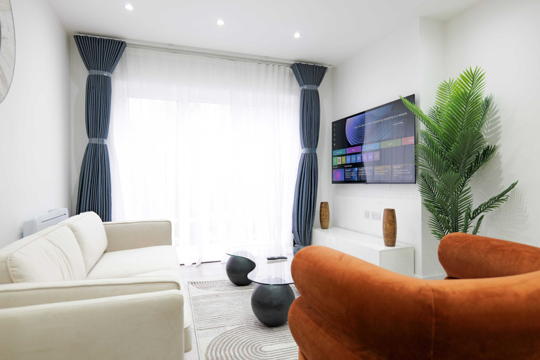 Living area 4, The Wembley Crown Retreat 1 Bed Flat, Essex