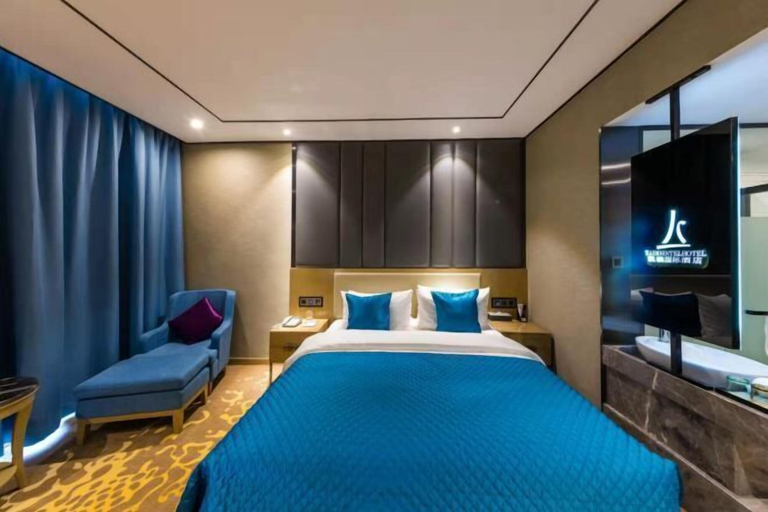 Bedroom 3, Kaibin International Hotel, Xining