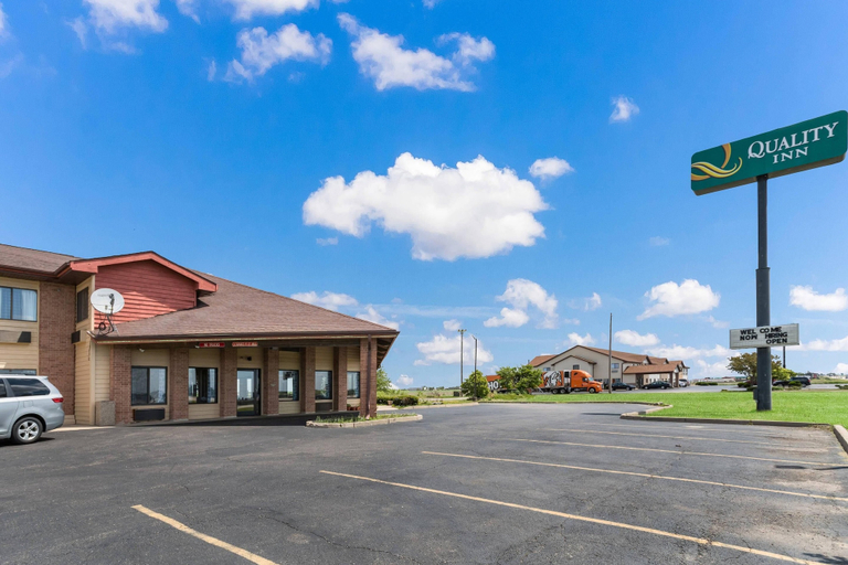 Exterior & Views 2, Quality Inn Rochelle, Ogle
