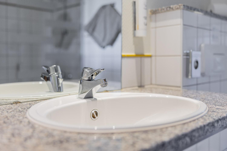 Bathroom 3, Hotel Am Buhl, Erzgebirgskreis