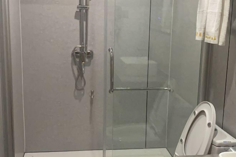 Bathroom 4, Jinliwan Hotel, Sanya