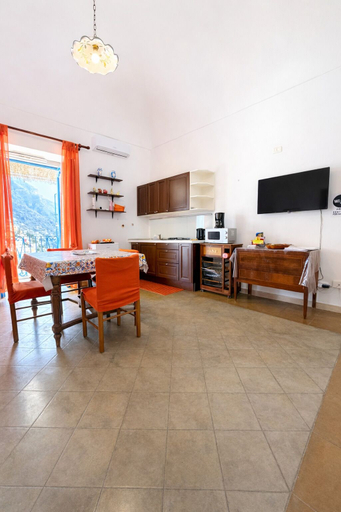 Living area 5, Casa Lucia, Salerno