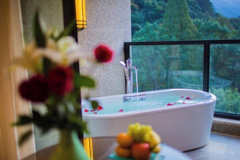 Bathroom 4, Tianmingshan Spa & Resort, Ningbo