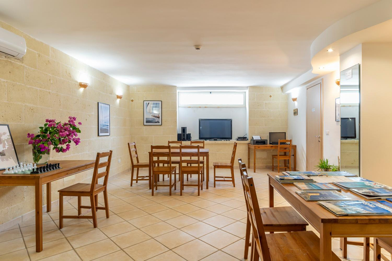 Public Area, Solar Residence, Taranto