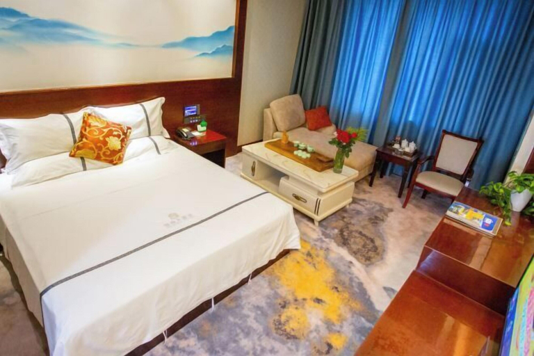 Bedroom 3, Hengsen Hotel, Lijiang