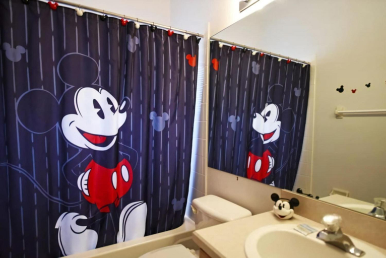 Bathroom 3, Rise Shine!, Osceola