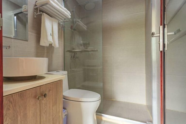 Bathroom, Shanjingyuan Mountain Villa, Huzhou