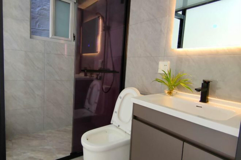 Bathroom, Lingyanqiushe Guesthouse, Wenzhou