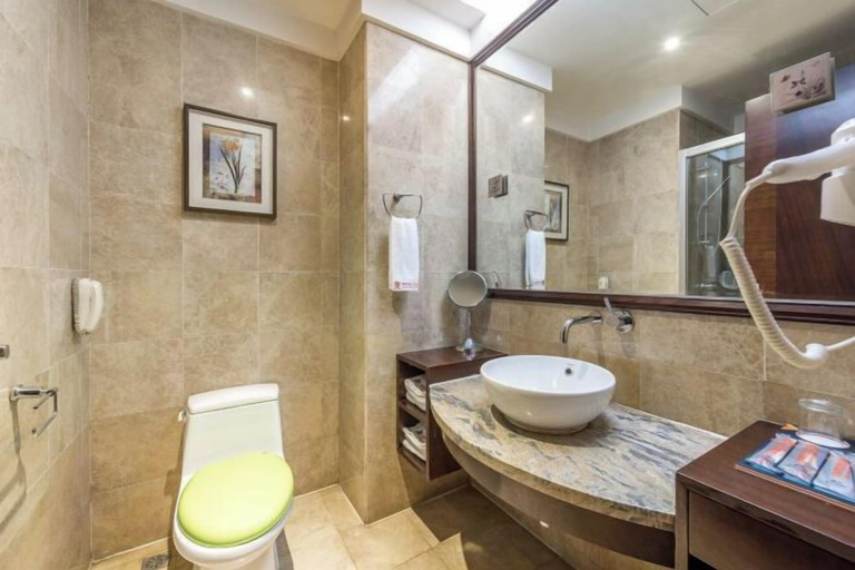 Bathroom 3, Jianglong Hotel (Dongguan Houjie Wanda Plaza), Dongguan