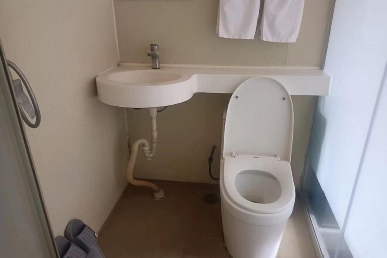 Bathroom 3, Shijiazhuang Junting Express Hotel, Shijiazhuang