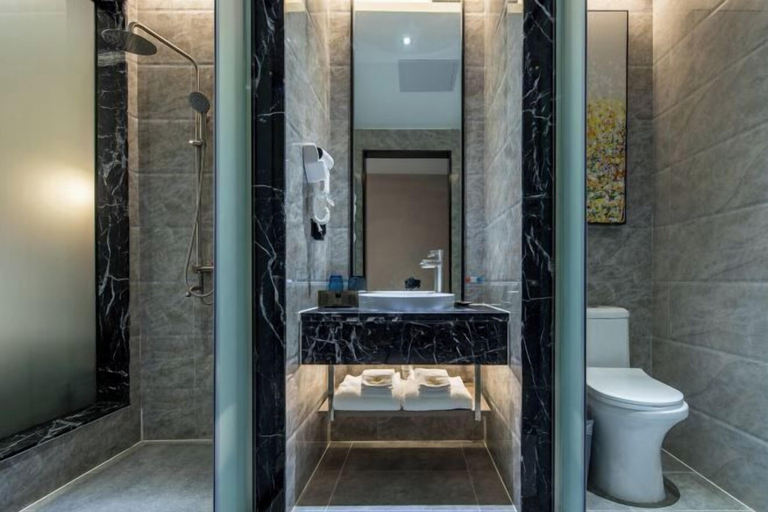 Bathroom 3, HTYS Boutique Hotel, Dongguan