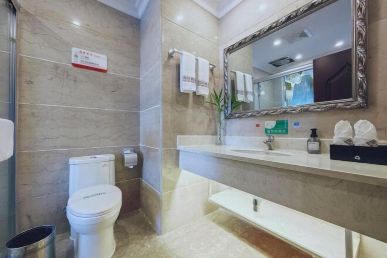 Bathroom 3, Lujiu Hotel, Yuxi