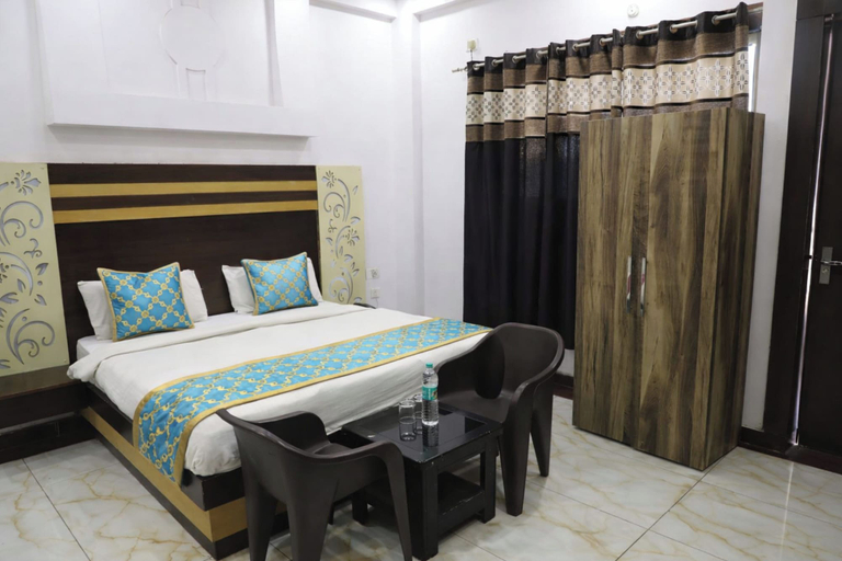 Room 3, HOTEL THE S-A-W-E-R-A HARIDWAR, Dehradun