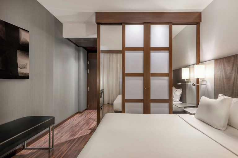 Bedroom 2, AC Hotel Padova by Marriott, Padua