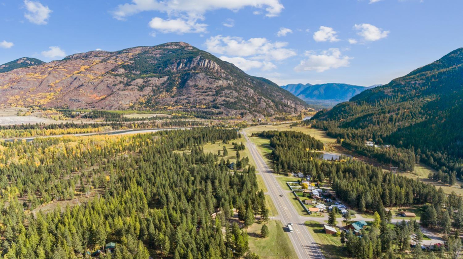 Others 2, Fort Williamson Glacier Vacation Rentals, Flathead