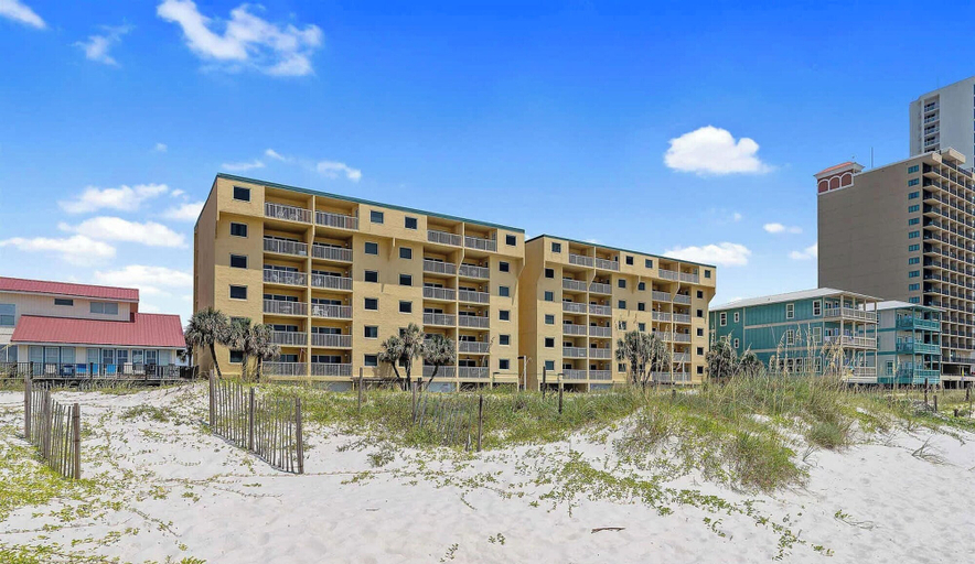 Room 3, The Big Surf II - Gulf View - Beach Pool and Fun, Baldwin
