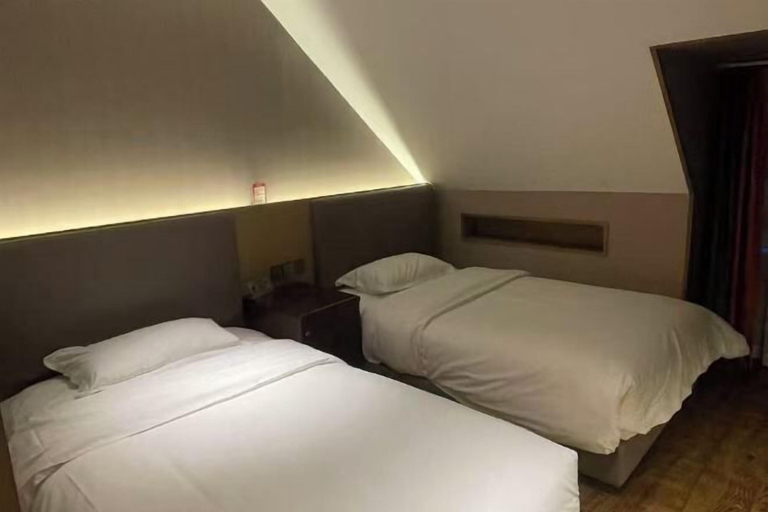 Bedroom 3, Zhuoya Smart Hotel, Tonghua
