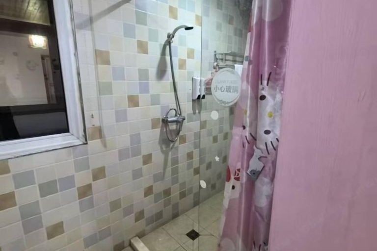 Bathroom 4, Rulian Time Theme Coffee Hostel, Jiaxing