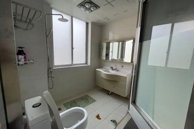 Bathroom 3, Xinyue Inn, Wenzhou