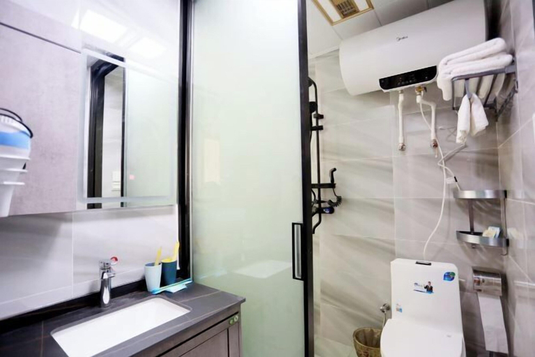 Bathroom 4, Pingyi to This Inn Travel Inn, Linyi