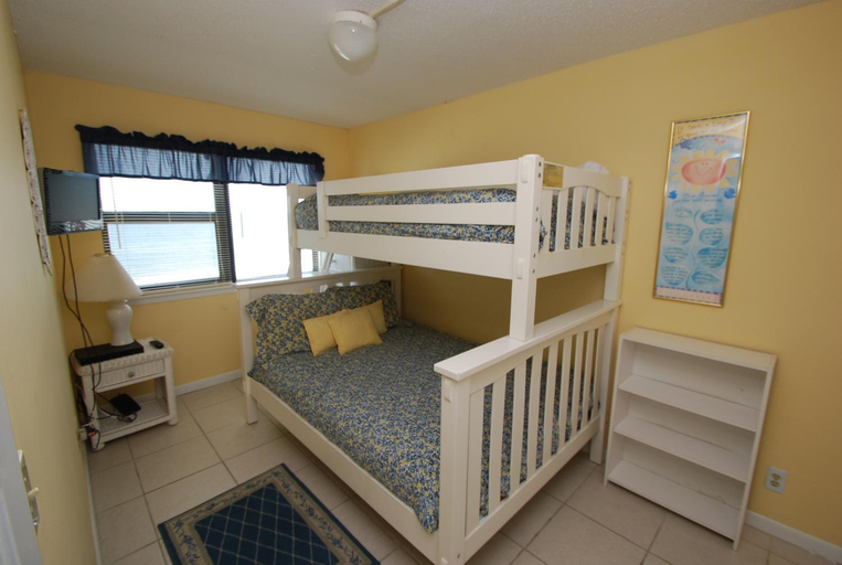 Bedroom, Island Shores, Baldwin