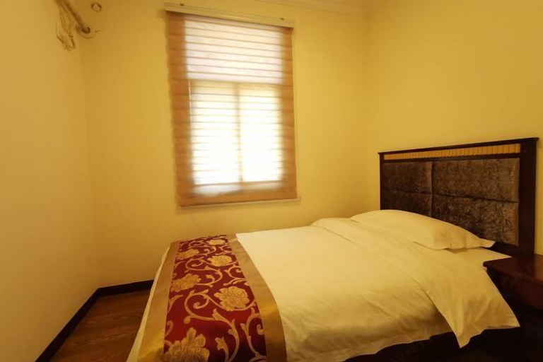 Bedroom 4, Qianyi Inn, Yichang