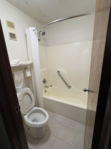 Bathroom 3, Simply Home Inn & Suites, Crawford