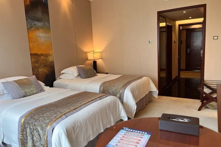 Bedroom 3, Lianzhou International Hotel, Qingyuan
