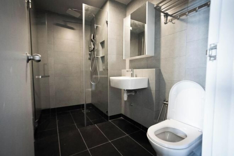Bathroom 3, Jesselton Quay by Pinstay, Kota Kinabalu