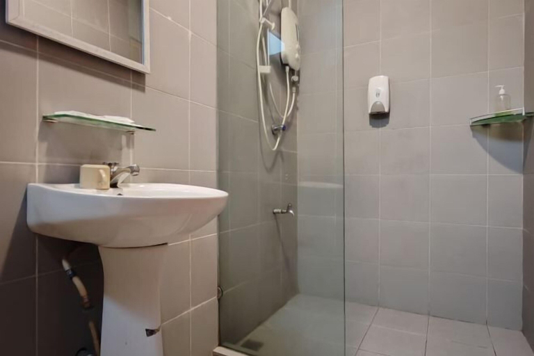 Bathroom 4, Treeline Urban Inn, Kota Kinabalu