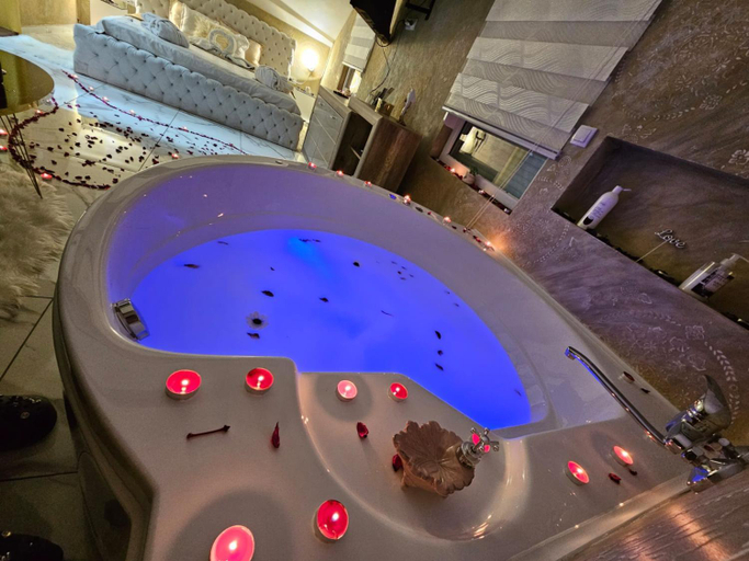 Sport & Beauty 2, Jacuzzy Rooms Andjela, Subotica