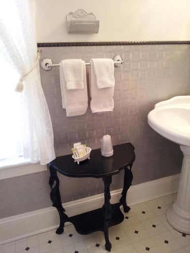 Bathroom 3, A Sentimental Journey Bed and Breakfast, Adams